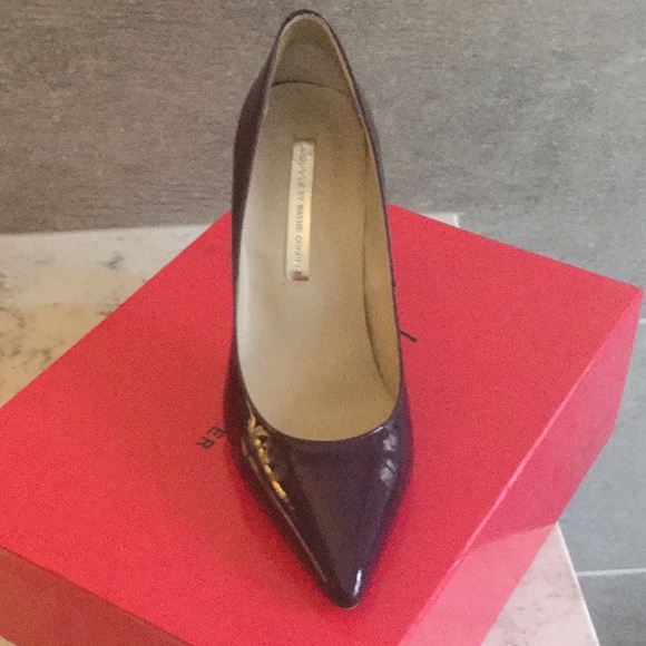 3.5 in heel pumps - Picture 2 of 2